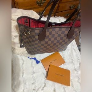 Louis Vuitton damier neverfull pm no pouch for this bag price is firm